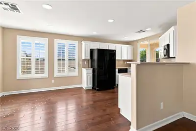 2664 Iris Point Way Kitchen