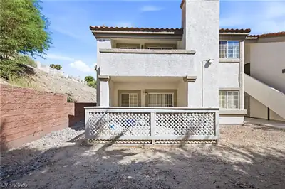 315 Seine Way 315 Patio