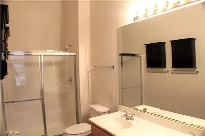 700 CARNEGIE Street 1121 Primary Bathroom