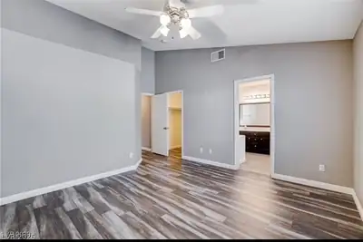 2514 Inlet Spring Avenue Bedroom