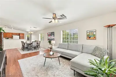 4960 Mascaro Drive Living Room