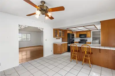3710 Maverick Street, Las Vegas, NV 89108 Kitchen