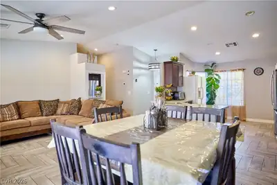 329 Casa Del Norte Drive, North Las Vegas, NV 89031 Dining Area