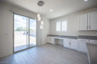 6431 Sundance Dining Area