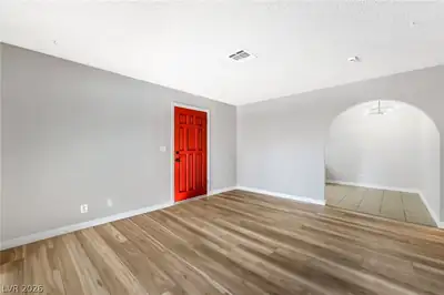 5264 Child Court 90 Living Room