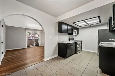 5264 Child Court 90 Kitchen