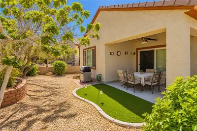 2428 Gamma Ray Place, Henderson, NV 89044 Patio
