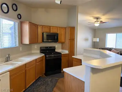 5196 Jewel Canyon Drive Kitchen