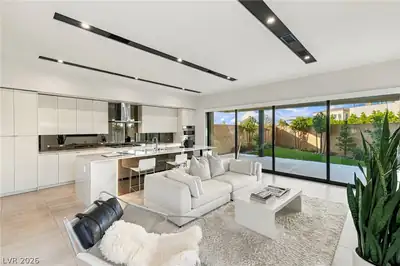 4022 Heron Fairway Drive, Las Vegas, NV 89141 Living Room
