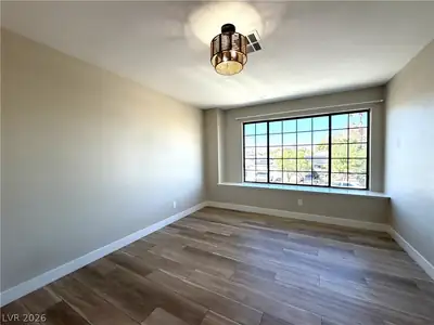 5629 Caladonia Avenue Bedroom
