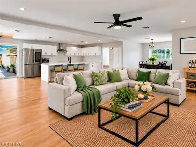 845 Kenny Way Living Room