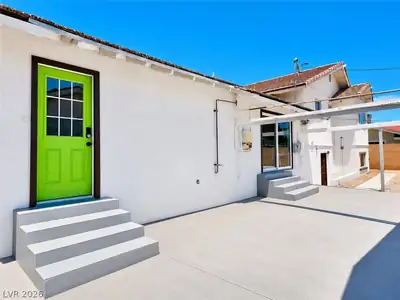845 Kenny Way Patio