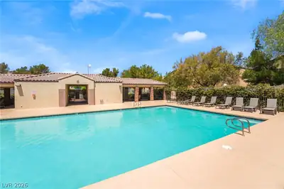 9176 Badby Avenue Pool