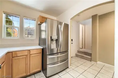 9176 Badby Avenue Kitchen