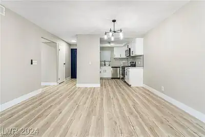 1730 Jupiter Court C, Las Vegas, NV 89119 Dining Room