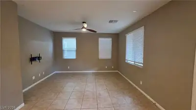 11322 Castor Street Living Room