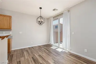 6255 West Arby Avenue 152, Las Vegas, NV 89118 Dining Area