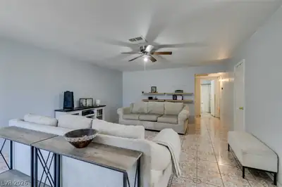 418 Linn Lane Living Room