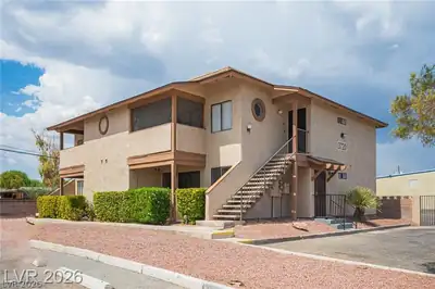 3720 Snorkel Circle D Las Vegas, NV 89108