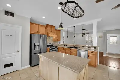 9895 Hearthfire Street, Las Vegas, NV 89178 Kitchen