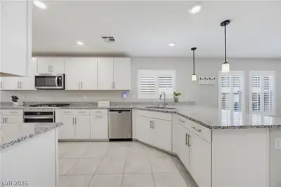 1639 Deep Valley Avenue Kitchen