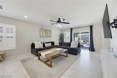 1639 Deep Valley Avenue Living Room