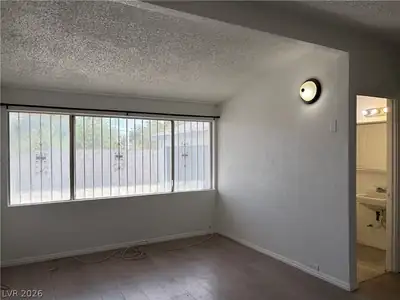 5701 Evergreen Avenue Bedroom