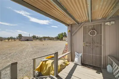 6691 Conestoga Parkway Patio