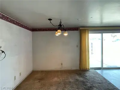 5632 Latigo Street Dining Area