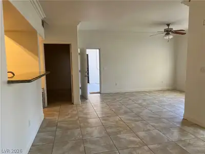 7255 West Sunset Road 1167 Living Room