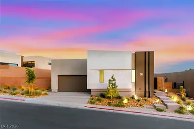 30 Sand Star Lane Henderson, NV 89011