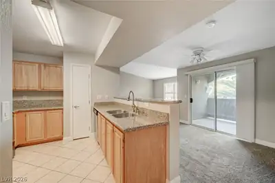5055 HACIENDA Avenue 2065, Las Vegas