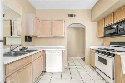 9000 LAS VEGAS Boulevard 1056, Las Vegas, NV 89123 Kitchen