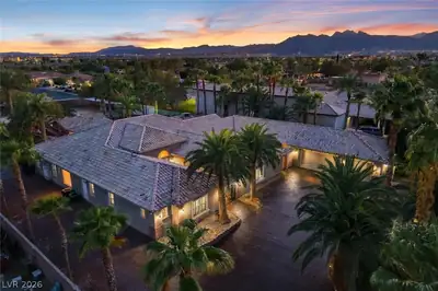 6625 West El Campo Grande Avenue, Las Vegas