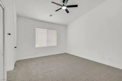 1480 Summer Glow Avenue Bedroom