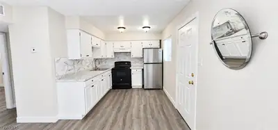 3390 Cambridge Street 4 Kitchen