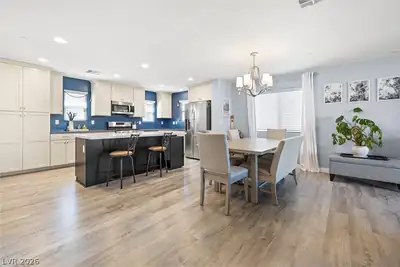 8944 Red Tapestry Court Dining Area