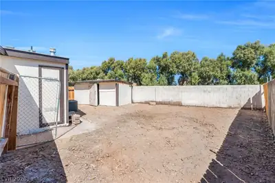 5962 Sassy Rose Drive Yard