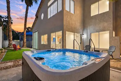 7641 Tortola Bay Lane Yard