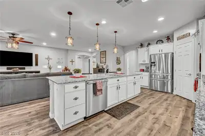 10430 West Amulet Ridge Court Kitchen