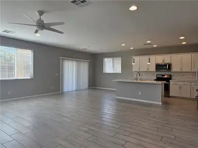 9853 Fisher Bay Court Living Room