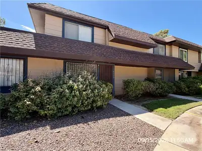 6132 Meadowgrass Lane, Las Vegas