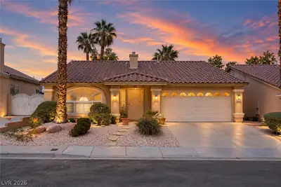 9704 Driftwood Island Court Las Vegas, NV 89148