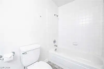 7420 Lattimore Drive Primary Bathroom