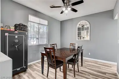 6861 Sweet Pecan Street Dining Area