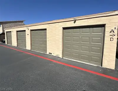 5238 Greene Lane C Garage