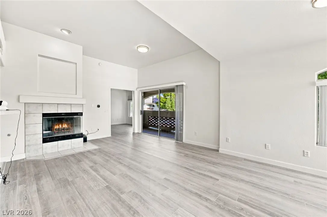7400 West Flamingo Road 2013
