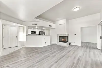 7400 West Flamingo Road 2013 