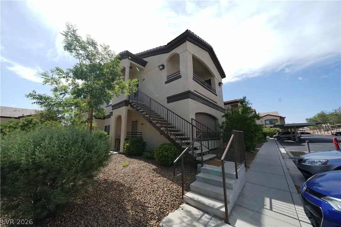 2291 West Horizon Ridge Parkway 4220