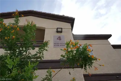 2291 West Horizon Ridge Parkway 4220 